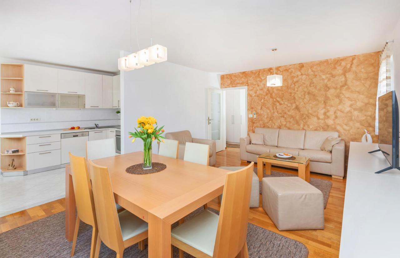 Comfortable Apartment Laura Lapad With Garage Dubrownik Zewnętrze zdjęcie