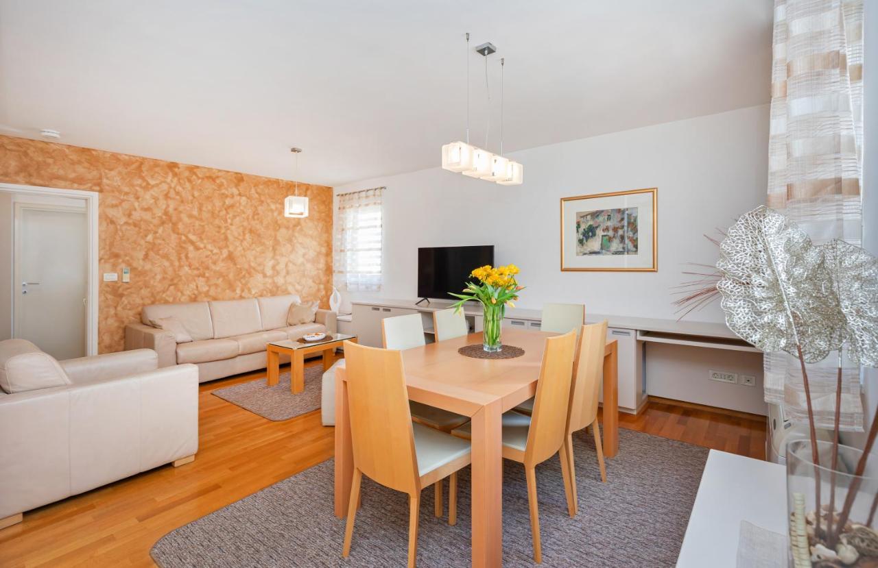 Comfortable Apartment Laura Lapad With Garage Dubrownik Zewnętrze zdjęcie