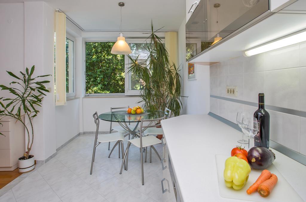 Comfortable Apartment Laura Lapad With Garage Dubrownik Zewnętrze zdjęcie